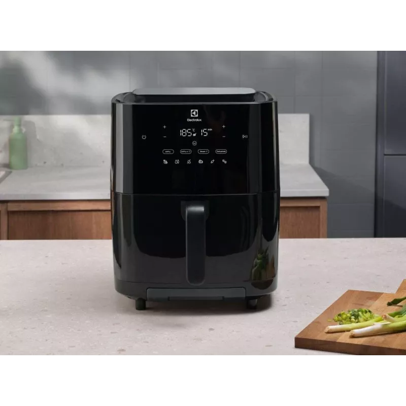 Electrolux EAF7SB freidora de aire individual 6,9 L de pie 1700 W negra