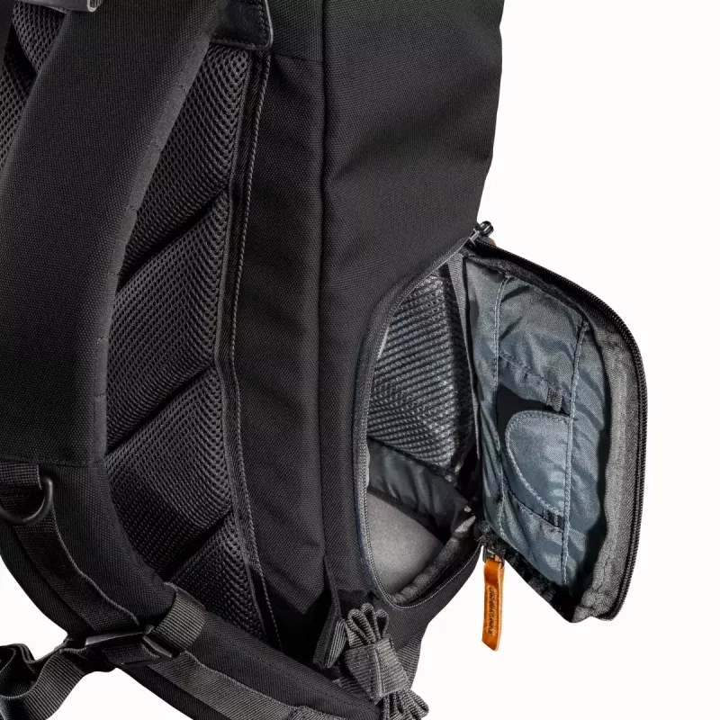 Mochila Mantona Luis junior negra marrón cuero metal poliéster sintético