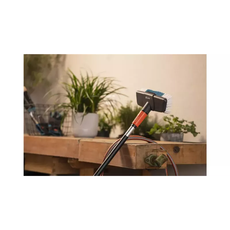 Gardena Cleansystem set de lavado con mango, cepillo duro