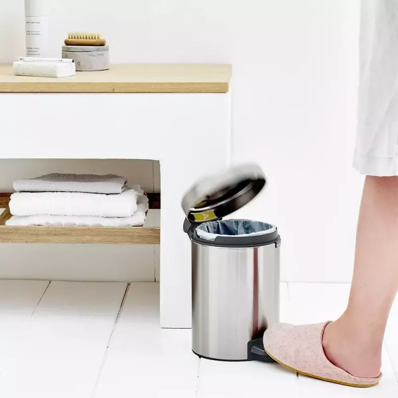 Cubo de basura con pedal Brabantia newIcon redondo acero inoxidable cepillado
