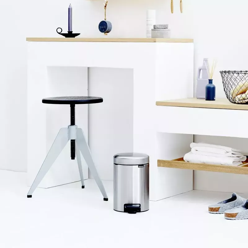Cubo de basura con pedal Brabantia newIcon redondo acero inoxidable cepillado