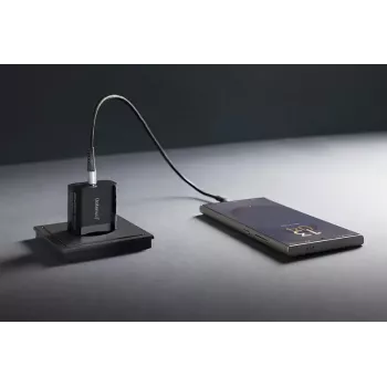 Fuente de alimentación Intenso W20C 20W USB-C negra