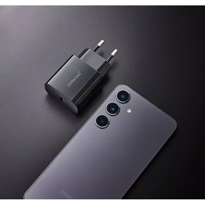 Fuente de alimentación Intenso W20C 20W USB-C negra