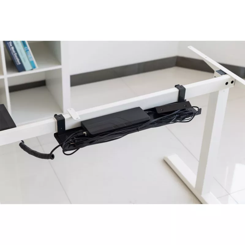 Bandeja/guía de cables para montaje bajo la mesa InLine 131×590×74 mm, negra