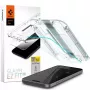 Spigen iPhone 15 Glas.tR EZ Fit Protector de pantalla de cristal templado Transparente