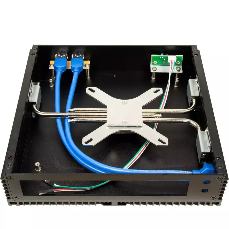 Caja de PC Inter-Tech IP-40 Small Form Factor negra
