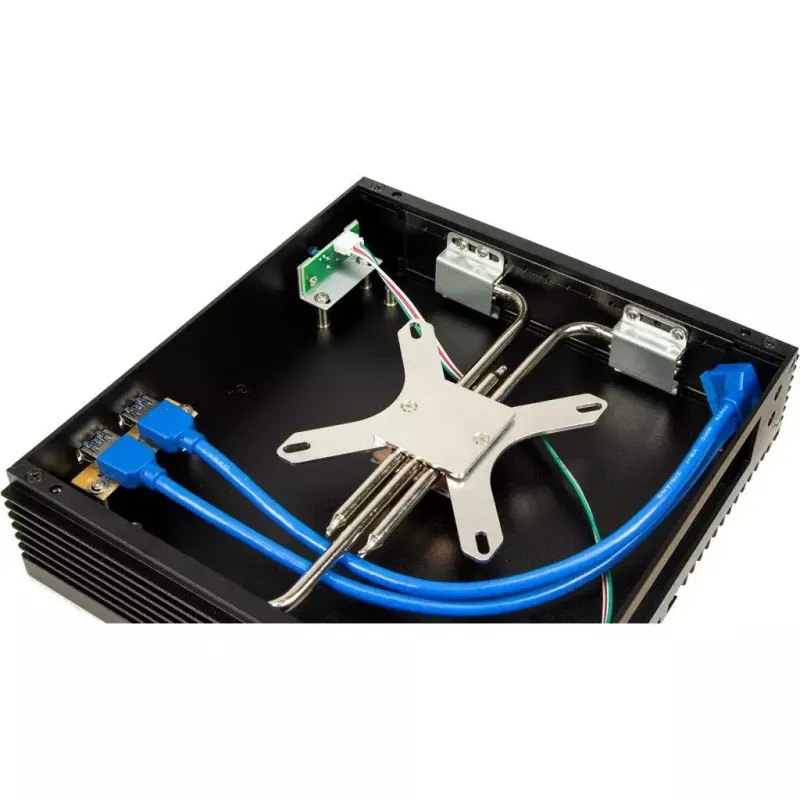 Caja de PC Inter-Tech IP-40 Small Form Factor negra