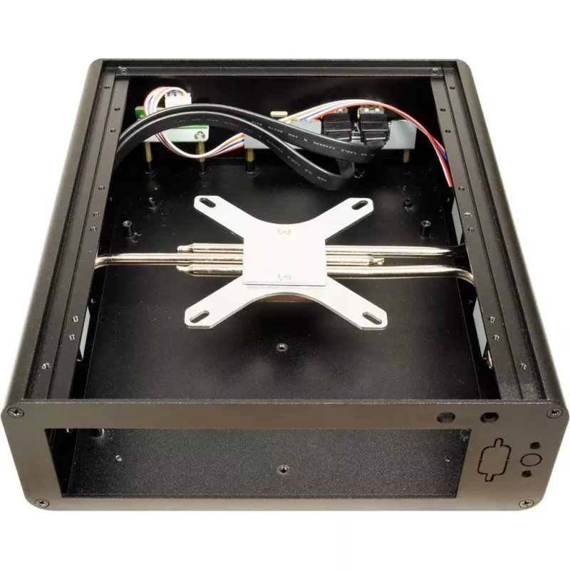 Caja de PC Inter-Tech IP-60 Small Form Factor negra