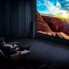 Proyector BenQ W5850 con objetivo estándar 2600 ANSI Lumen DLP UHD 4K (3840x2160) 3D negro