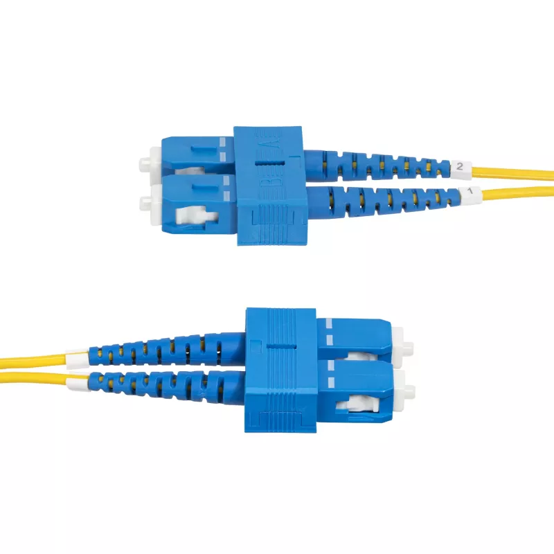 StarTech.com Cable de fibra óptica monomodo OS2 dúplex SC a SC (UPC) de 2 m (6,6 ft), 9/125 µm, 40G/100G Zipcord, resistente a curvaturas, baja atenuación de inserción - Cable de conexión de fibra óptica LSZH