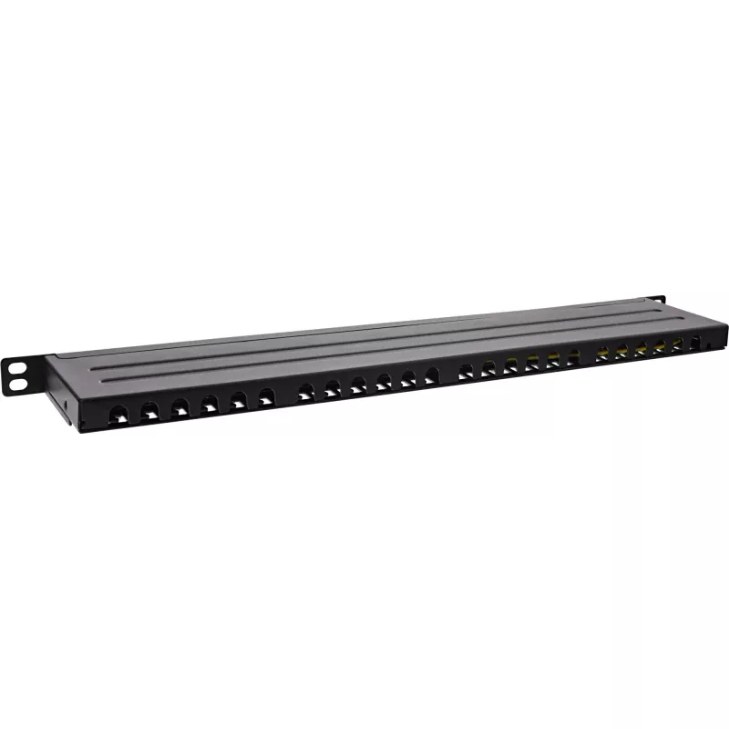 InLine panel de parcheo 19 pulgadas Cat.6A 0,5U 24 puertos, con protección antipolvo, negro
