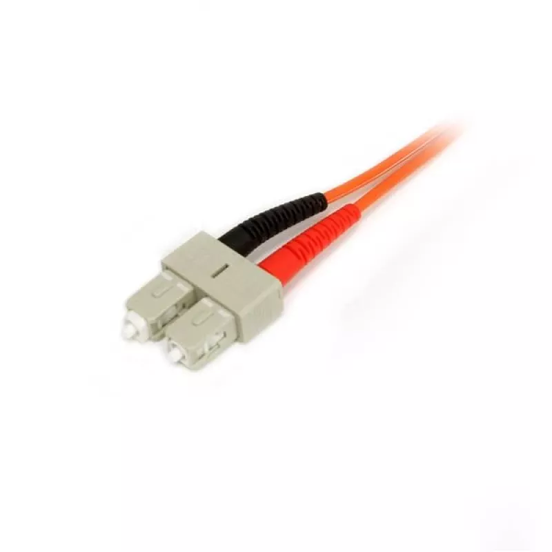 StarTech.com Cable de fibra óptica de 2m - Multimodo dúplex 50/125 - Cable de conexión de fibra óptica LSZH - LC/SC