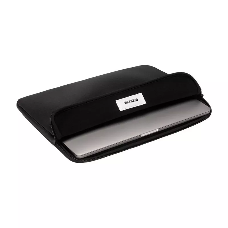 Incase Classic Sleeve para portátiles de 16 pulgadas (40,6 cm), negro