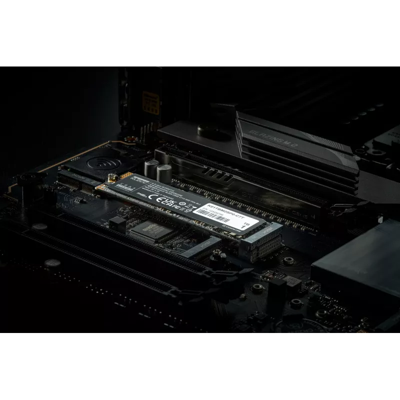Unidad SSD KLEVV 1 TB M.2 2280 PCIe Gen3 NVMe K01TBM2SP0-C7T