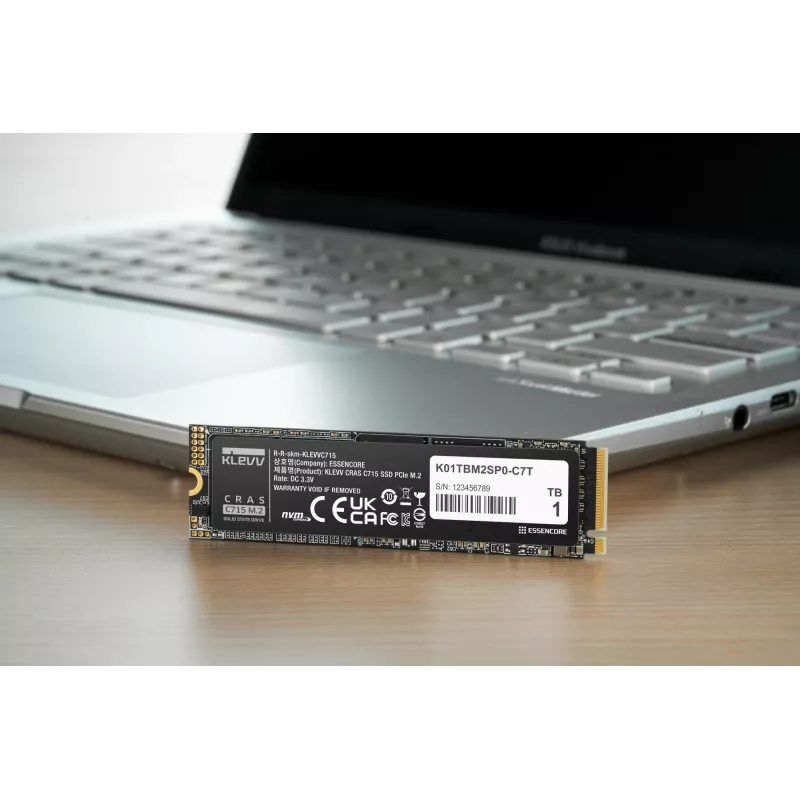 Unidad SSD KLEVV 1 TB M.2 2280 PCIe Gen3 NVMe K01TBM2SP0-C7T