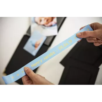 Cinta para impresora de etiquetas Brother TZE-RL54 oro sobre azul