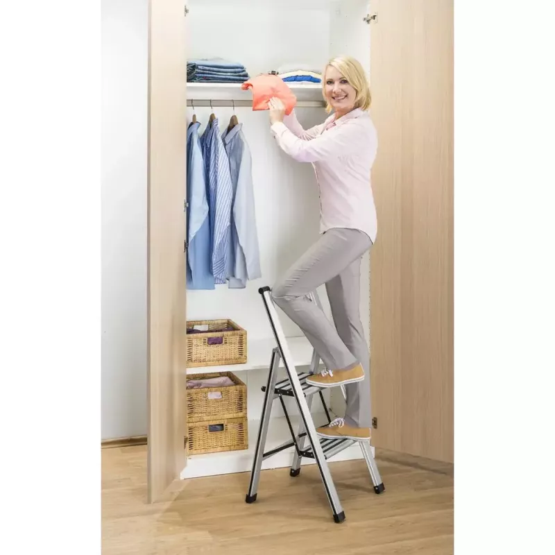 Escalera doméstica Wenko 601011100 escalera de peldaños plegable diseño aluminio 2 peldaños