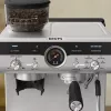 Cafetera espresso KRUPS XP801T semiautomática con molinillo integrado, depósito de agua de 3 litros, salida para 2 tazas, negro/acero inoxidable