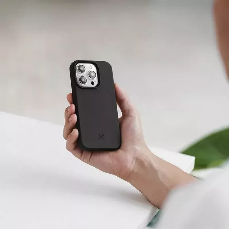 Woodcessories Bio Case para Apple iPhone 15 Pro, negro (ECO708)
