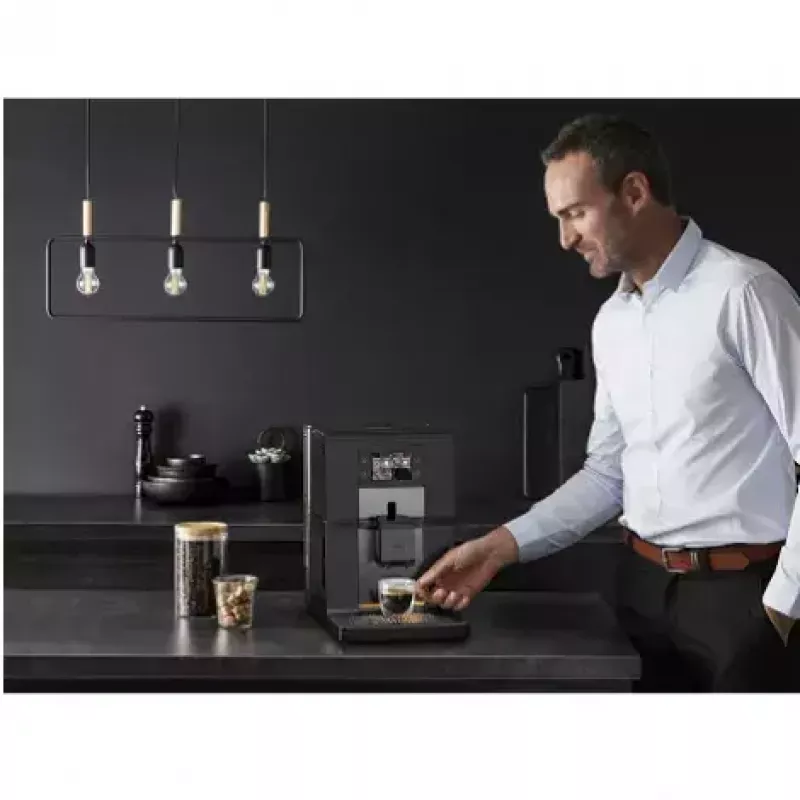 Cafetera espresso KRUPS EA875U, depósito de agua de 3 L, depósito de café de 250 g, Thermoblock, 1450 W