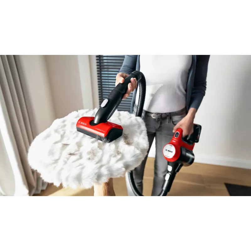 Aspirador de escoba Bosch BCS711PET/cepillo eléctrico batería en seco sin bolsa 0,3 L negro, rojo 3 Ah