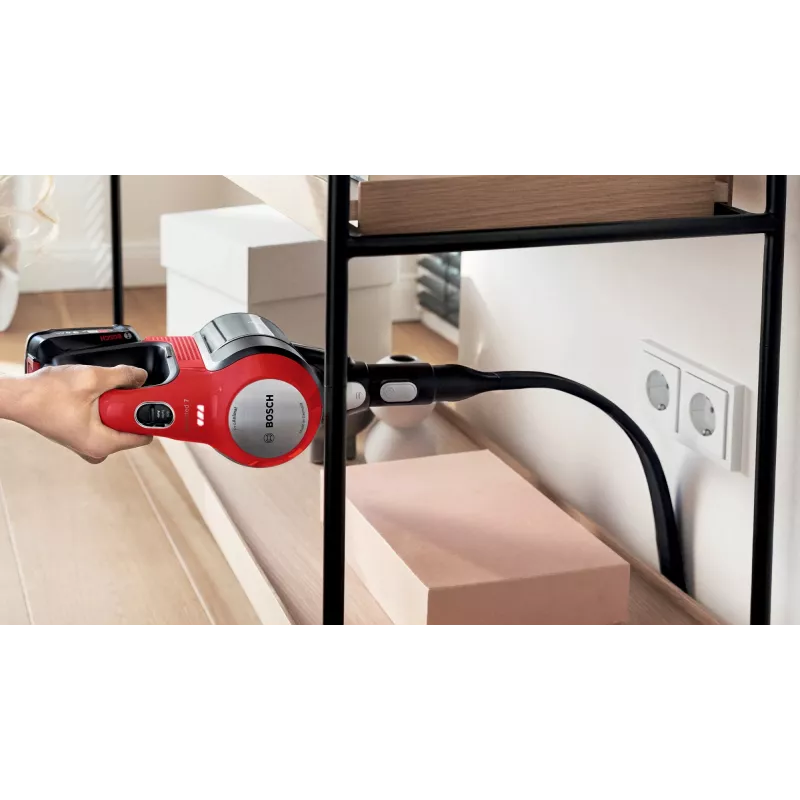 Aspirador de escoba Bosch BCS711PET/cepillo eléctrico batería en seco sin bolsa 0,3 L negro, rojo 3 Ah