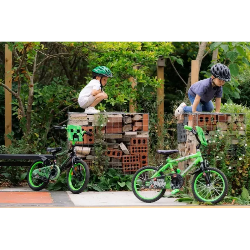 Bicicleta infantil HUFFY Minecraft 16 inch verde — cuadro de acero de 16 inch, transmisión de una velocidad, frenos de llanta delantero y trasero