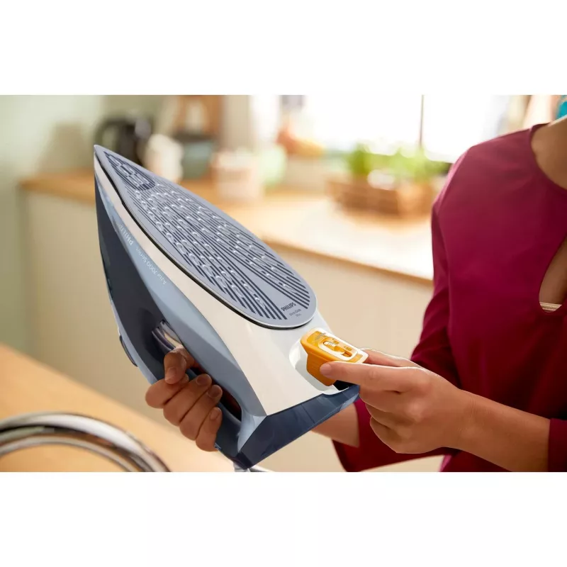Plancha de vapor Philips DST7020/20 — 2800 W, suela SteamGlide Plus, 50 g/min de vapor continuo, 250 g/min de golpe de vapor, depósito de agua de 0,3 l, azul