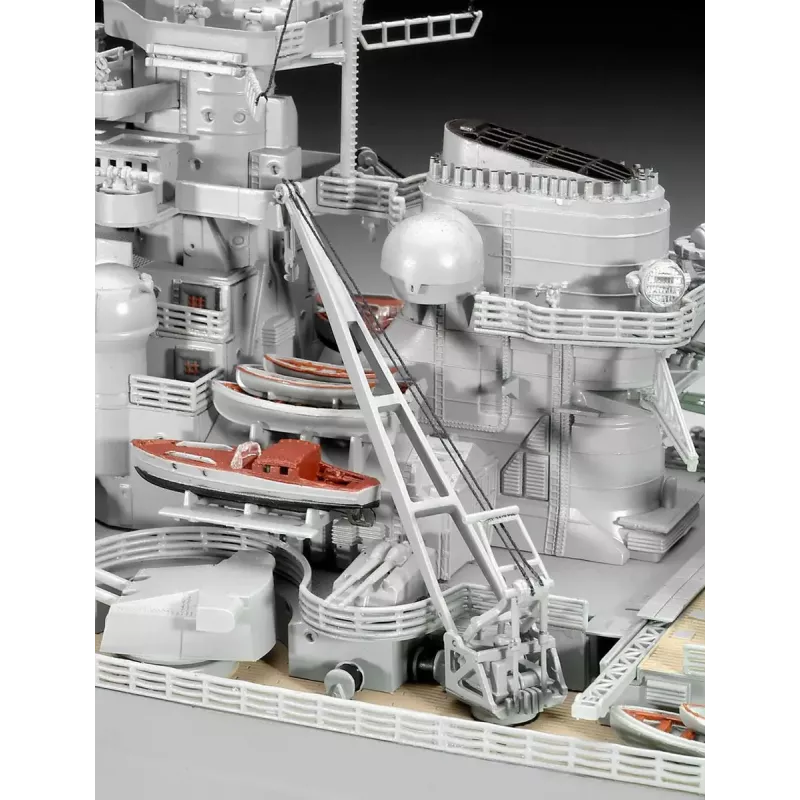 Maqueta de barco de guerra Revell Bismarck kit 1:350