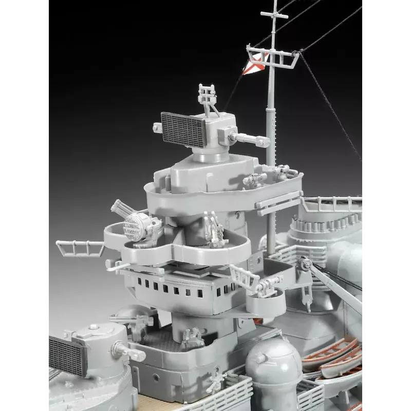 Maqueta de barco de guerra Revell Bismarck kit 1:350