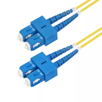 StarTech.com cable de fibra óptica monomodo dúplex OS2 SC a SC (UPC) de 30m, 9/125µm, 40G/100G Zipcord, resistente a dobleces, baja atenuación de inserción – cable de conexión de fibra LSZH