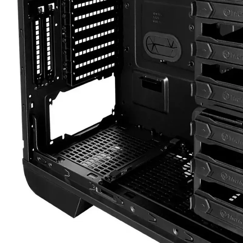 Caja de PC Thermaltake Core V71 Full Tower negra