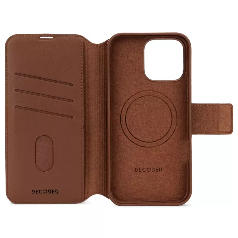 Funda cartera Decoded iPhone 16 Pro Max marrón 3 ranuras para tarjetas