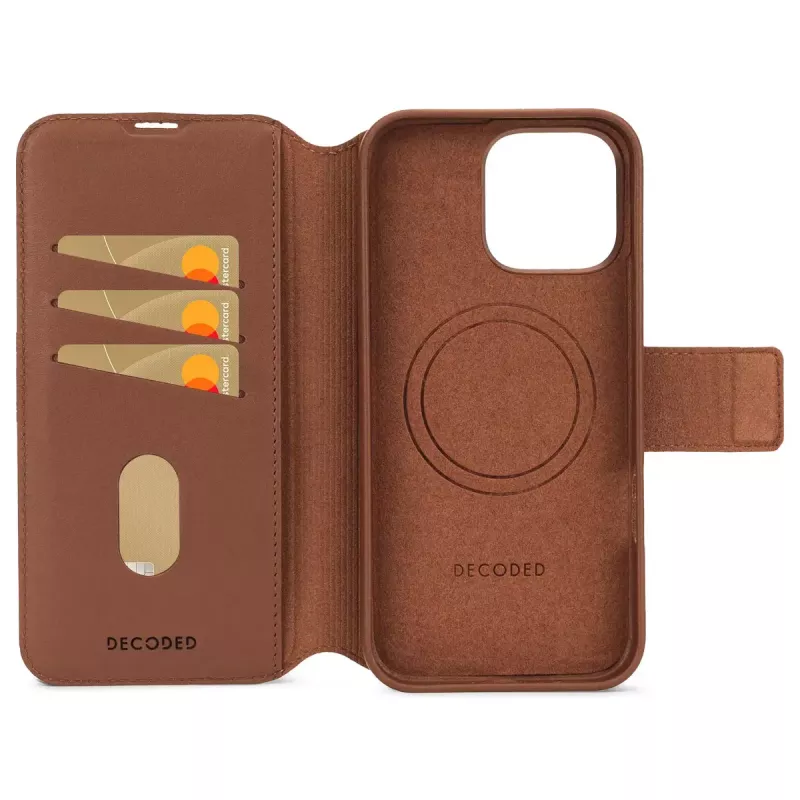 Funda cartera Decoded iPhone 16 Pro Max marrón 3 ranuras para tarjetas