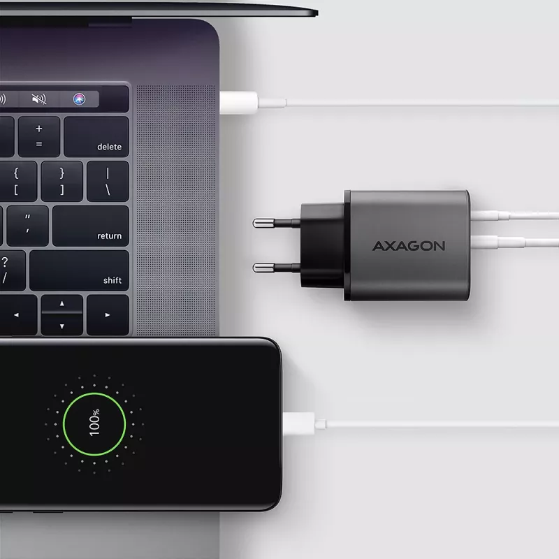 Cargador de pared AXAGON ACU-PQ67D, 67W, USB-C PD3.0 + USB-A QC4+, 2 salidas, pantalla LCD, 100–240V