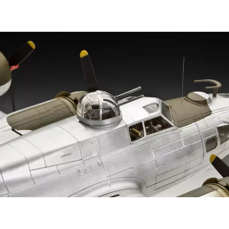 Revell B-17G Flying Fortress maqueta de plástico
