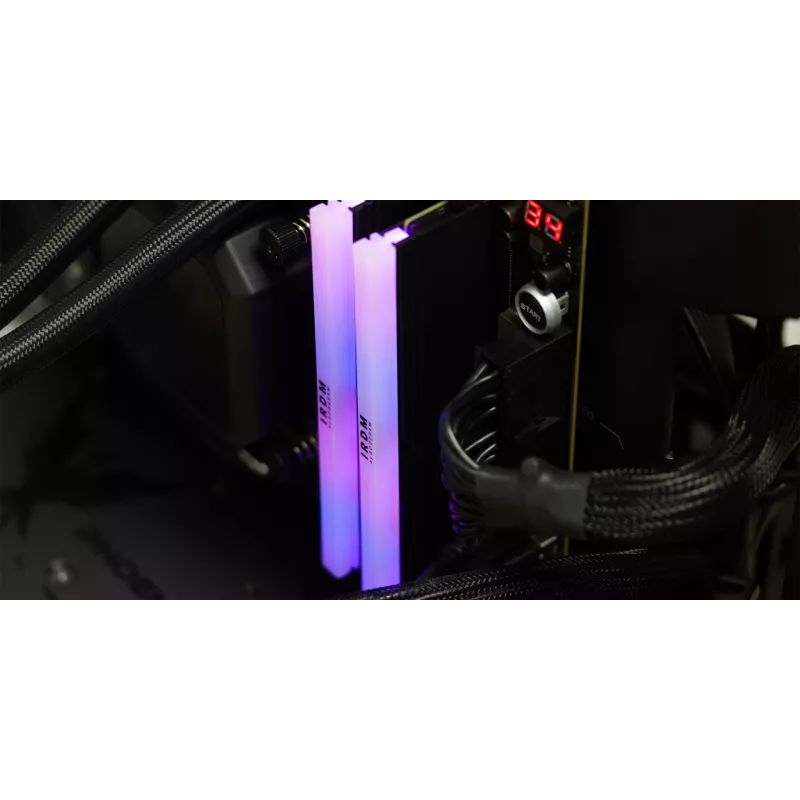 Memoria DDR5 IRDM RGB 32GB(2*16GB) /6400 CL32 negra