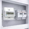 Contador de energía trifásico QOLTEC 50980 — 400 V, 100 A con reset