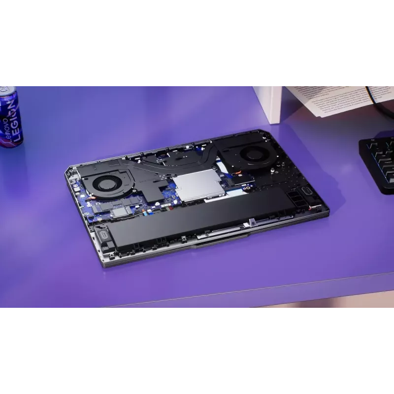 Portátil Lenovo LOQ 17IRX10 17,3 inch FHD IPS i7-13650HX 16 GB DDR5 1 TB SSD NVIDIA GeForce RTX 5060 8 GB Windows 11 Home Luna Grey