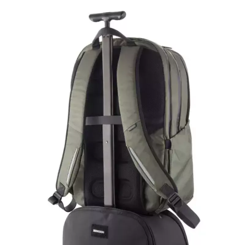 Mochila de viaje XD-Design Bobby Explore verde de tereftalato de polietileno PET