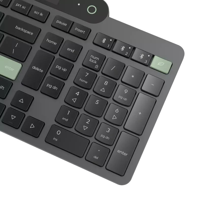 Lenovo | Self-Charging | teclado | Bluetooth | estonio | negro