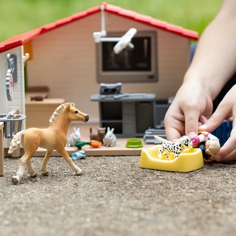Clínica veterinaria con animales Schleich 42502