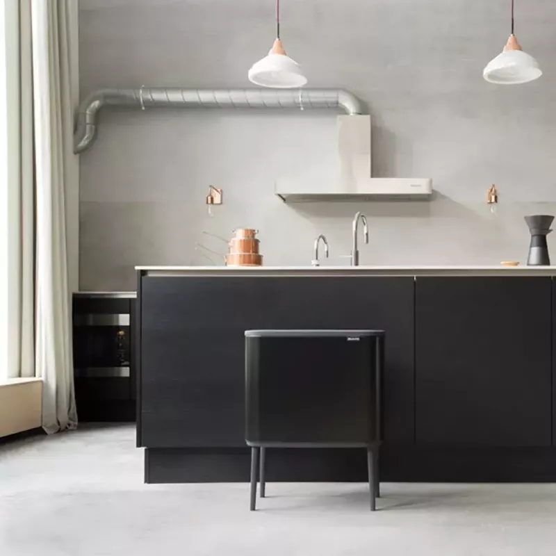 Papelera Brabantia 315824 36L rectangular plástico negra