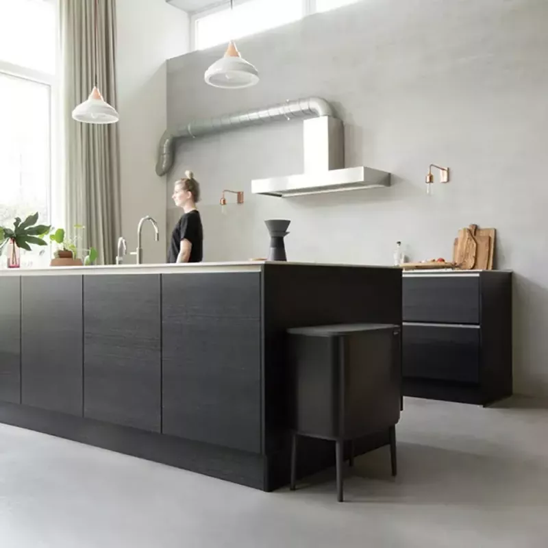 Papelera Brabantia 316203 34L rectangular acero negra