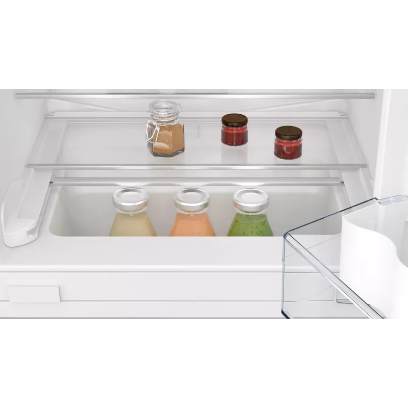 Neff KU1212FE0 frigorífico bajo encimera 134 L blanco