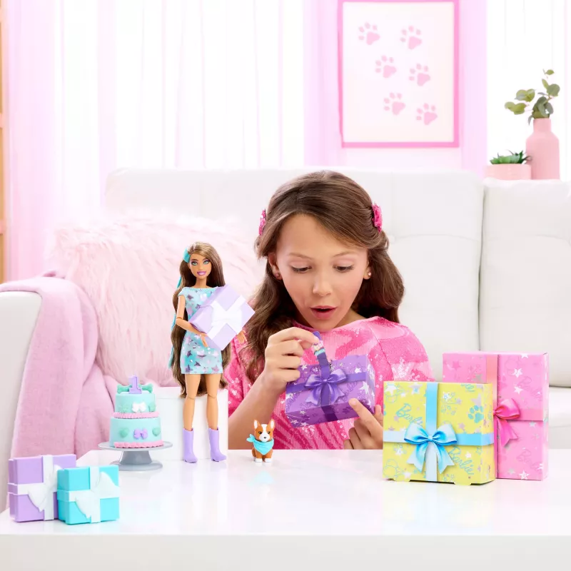 Muñeca y accesorios Barbie Party Unboxed Pet Birthday Series, set Party Stars con 10 sorpresas
