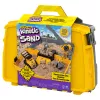 Kinetic Sand, caja plegable de vehículo de construcción con 907 g de arena de juego y camión de juguete, caja de almacenamiento, juguete sensorial, regalos de Navidad para niños a partir de 3 años