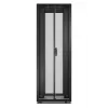 Rack de servidor independiente APC Easy Rack 48U (negro) con techo, ruedas, patas, 4 soportes, paneles laterales — 2258H x 800B x 1200T mm