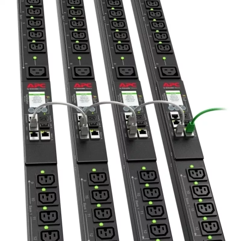 Unidad de distribución de alimentación APC NetShelter 9000 PDU 24 salidas AC (C13/C15/C19/C21), NEMA L6-20P, 200–208 V, 20 A, vertical 0U, negra