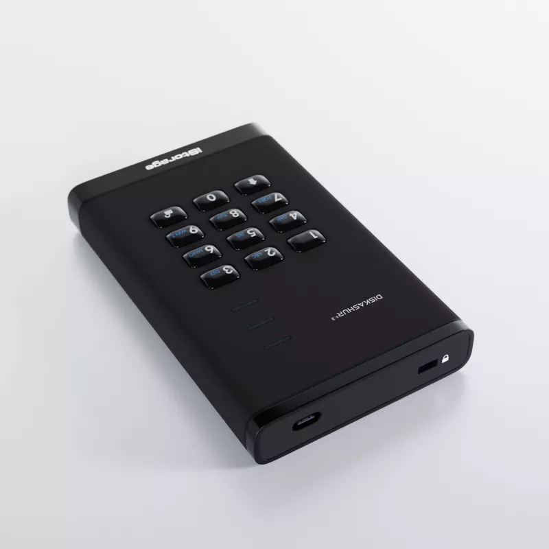 iStorage diskAshur³ 5 TB negro | disco duro portátil seguro | conforme FIPS 140-3 nivel 3 | Common Criteria EAL 5+ | protegido por PIN | cifrado de hardware AES-XTS de 256 bits | conforme RGPD, TAA | resistente al polvo y al agua |